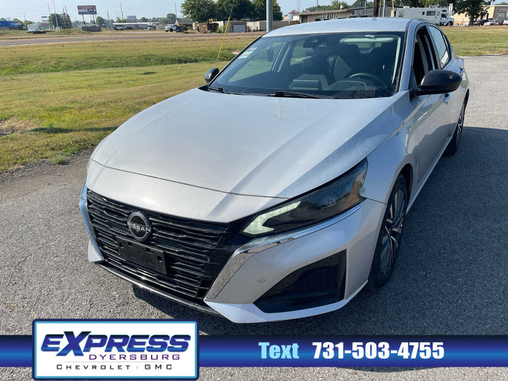 2024 Nissan Altima 2.5 SV FWD