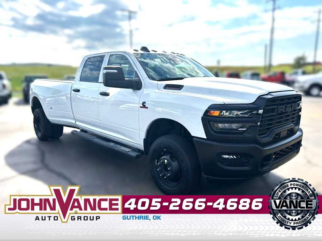 2026 RAM 3500 Tradesman Crew Cab LB DRW 4WD