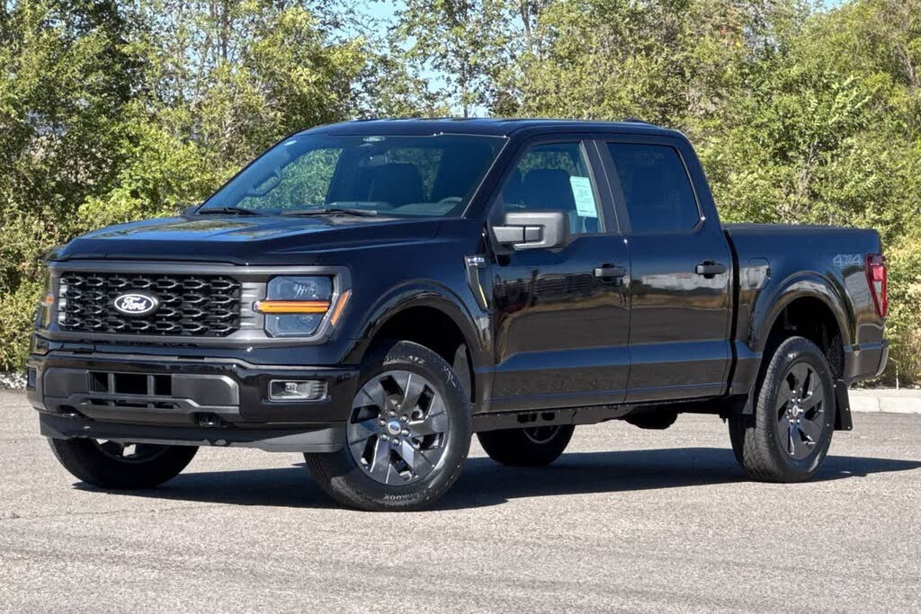 2025 Ford F-150 STX 4dr SuperCrew 4WD