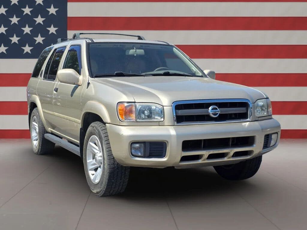 2002 Nissan Pathfinder LE