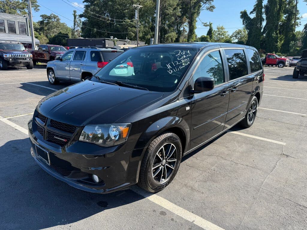 2014 Dodge Grand Caravan SXT 30th Anniversary FWD