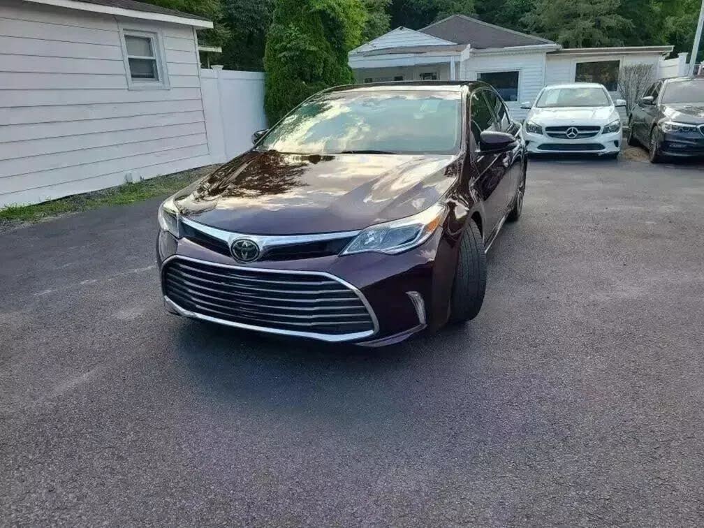 2018 Toyota Avalon XLE