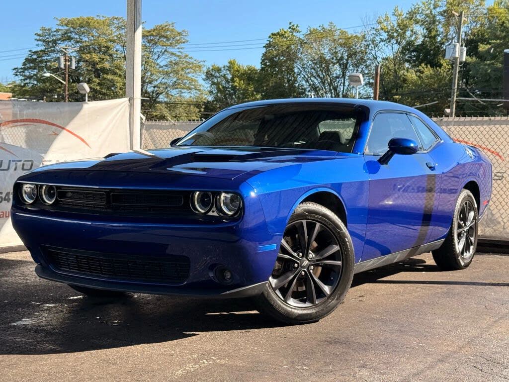 2021 Dodge Challenger SXT AWD