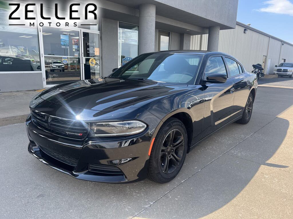 2022 Dodge Charger SXT RWD