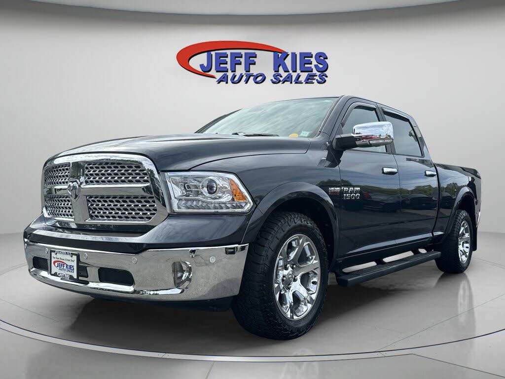 2018 RAM 1500 Laramie Crew Cab 4WD