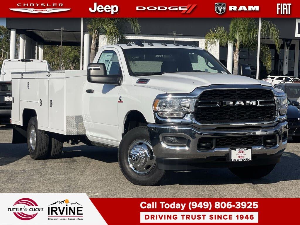 2024 RAM 3500 Chassis Tradesman Regular Cab LB DRW RWD