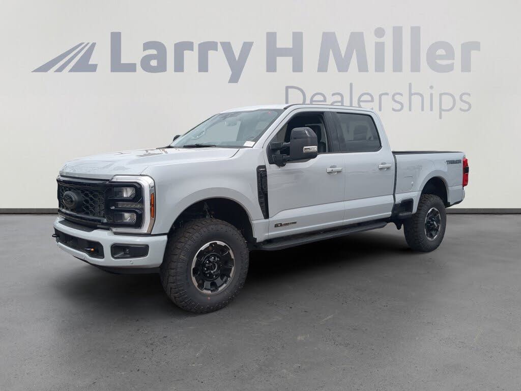 2026 Ford F-250 Super Duty Lariat Crew Cab 4WD