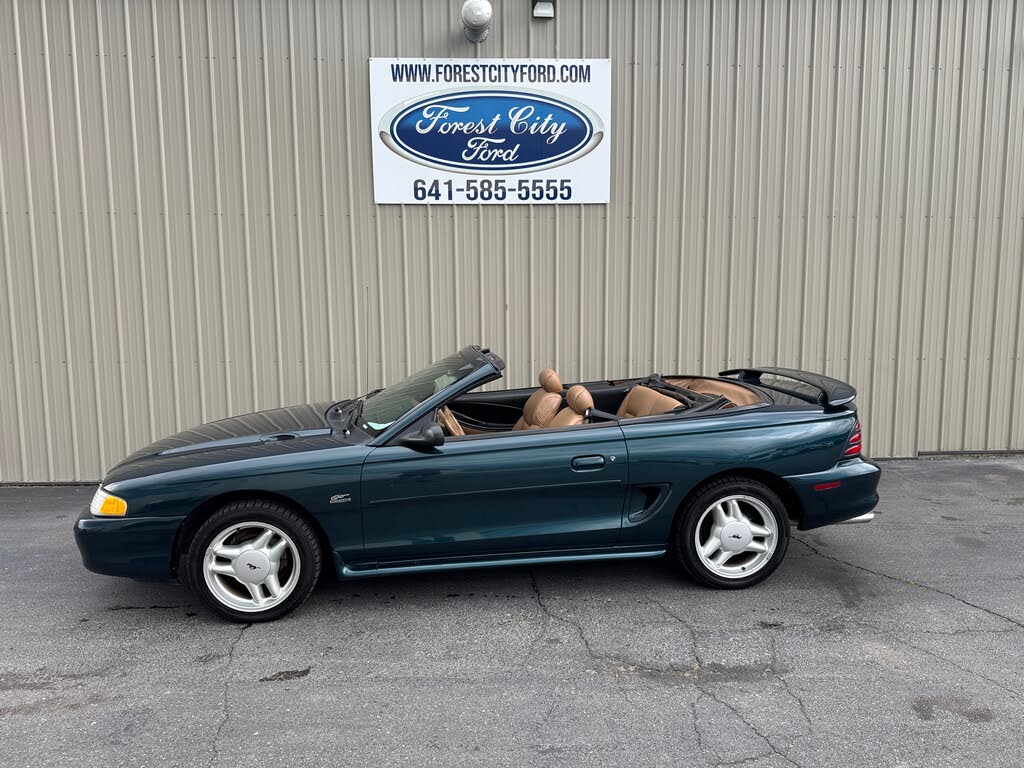 1995 Ford Mustang GT Convertible RWD
