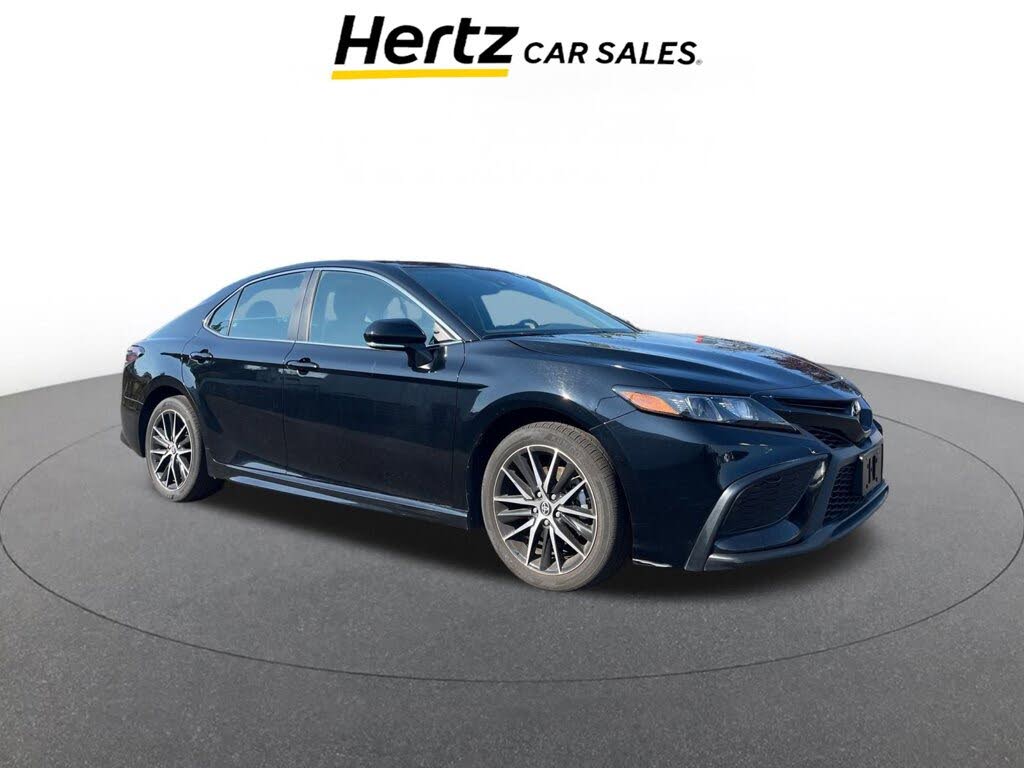 2024 Toyota Camry SE FWD