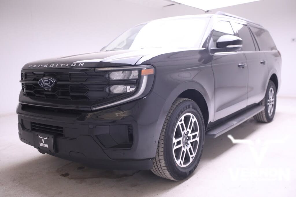 2025 Ford Expedition MAX Active RWD