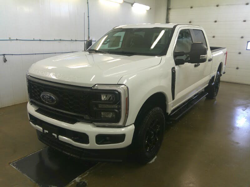 2026 Ford F-250 Super Duty XL Crew Cab 4WD