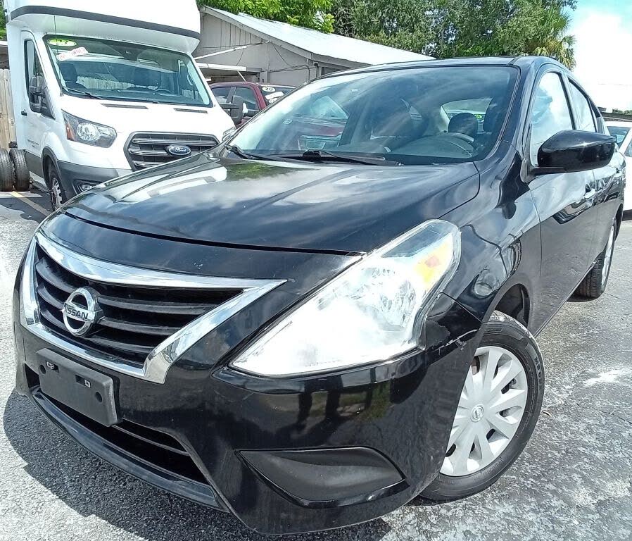 2017 Nissan Versa SV