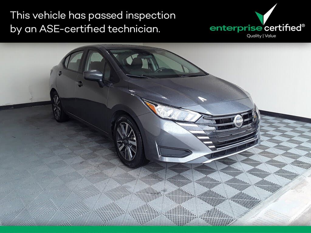 2023 Nissan Versa SV FWD