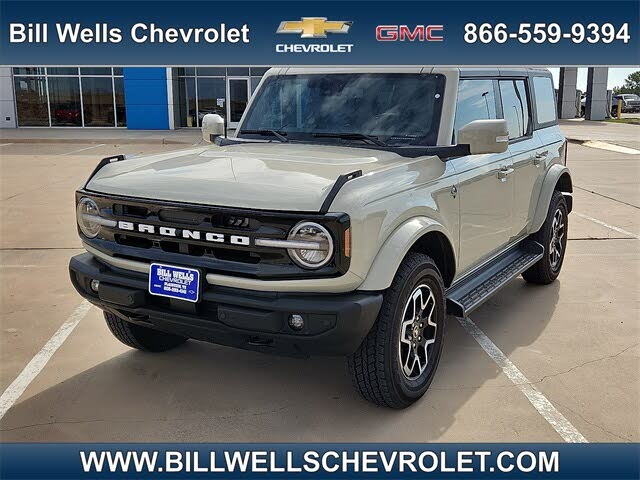 2025 Ford Bronco Outer Banks 4-Door 4WD