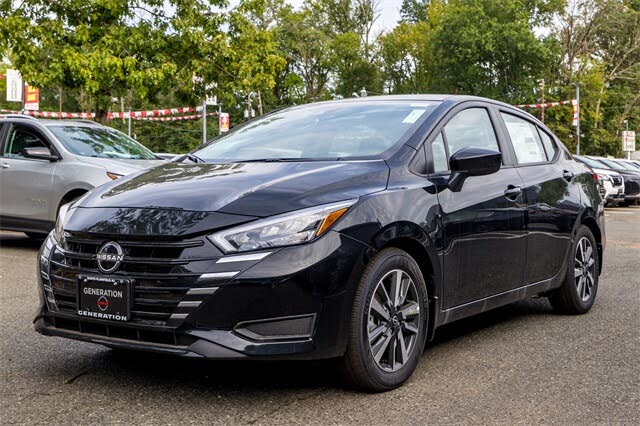 2025 Nissan Versa SV FWD
