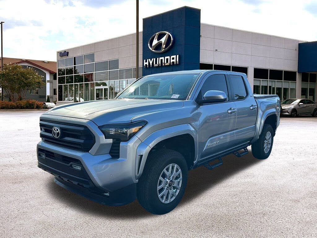 2024 Toyota Tacoma SR5 Double Cab 4WD