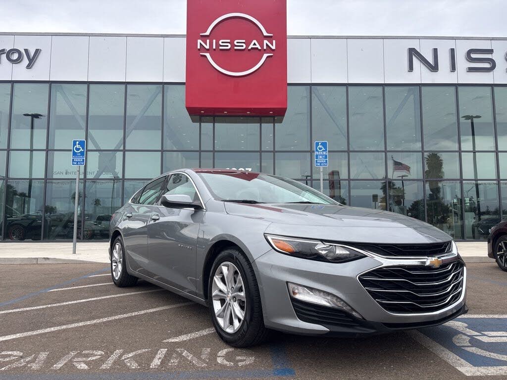 2023 Chevrolet Malibu LT with 1LT FWD