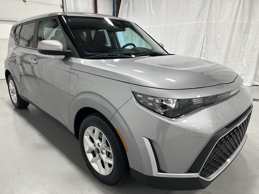 2024 Kia Soul LX FWD