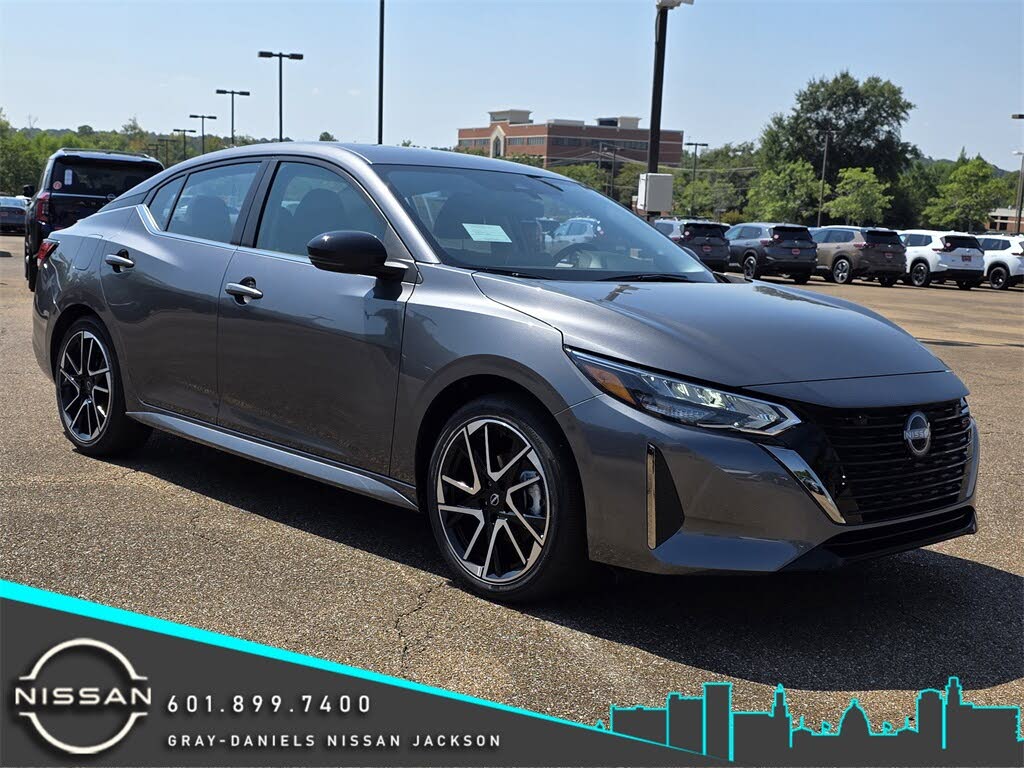 2025 Nissan Sentra SR FWD