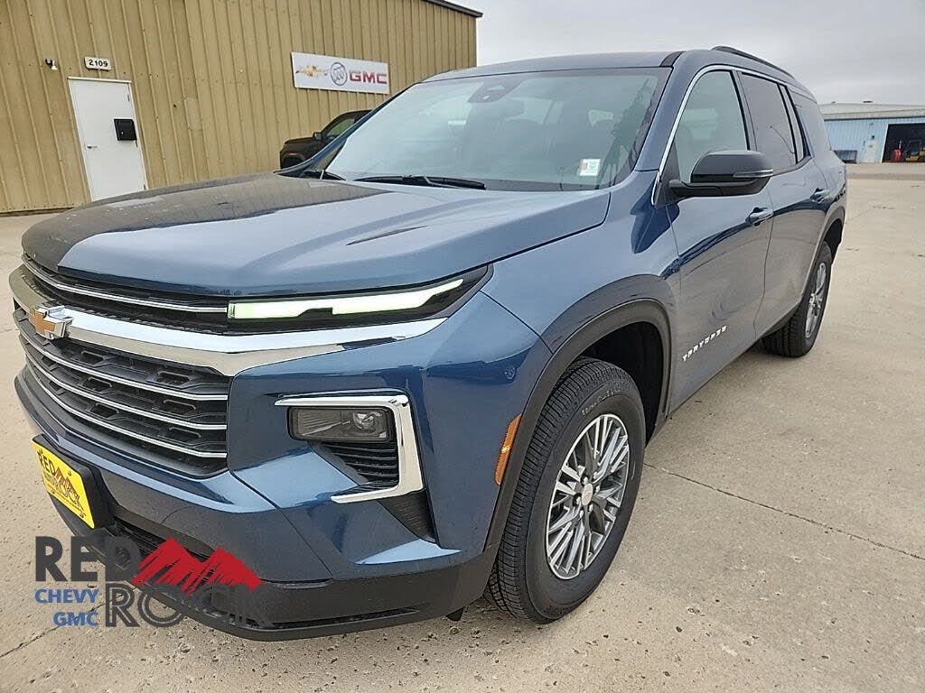 2026 Chevrolet Traverse LT FWD