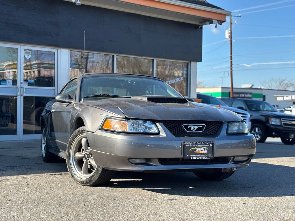 2003 Ford Mustang GT Deluxe Convertible RWD