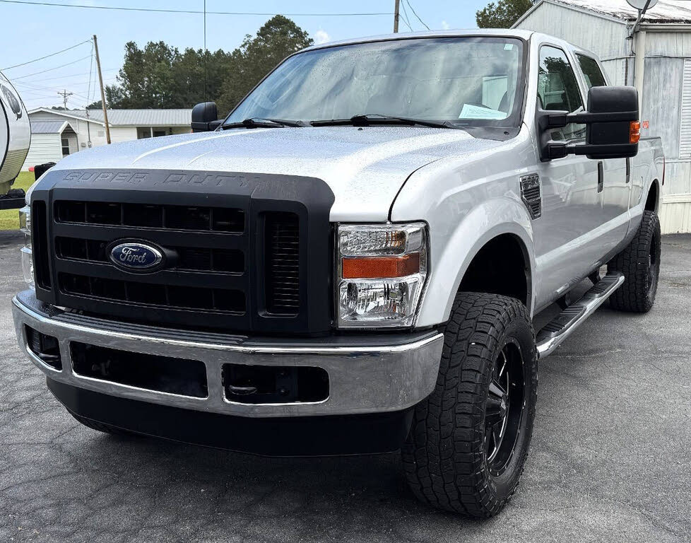 2010 Ford F-250 Super Duty XL Crew Cab 4WD