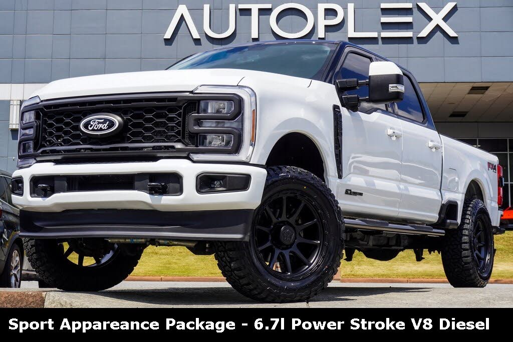 2023 Ford F-250 Super Duty Lariat Crew Cab 4WD