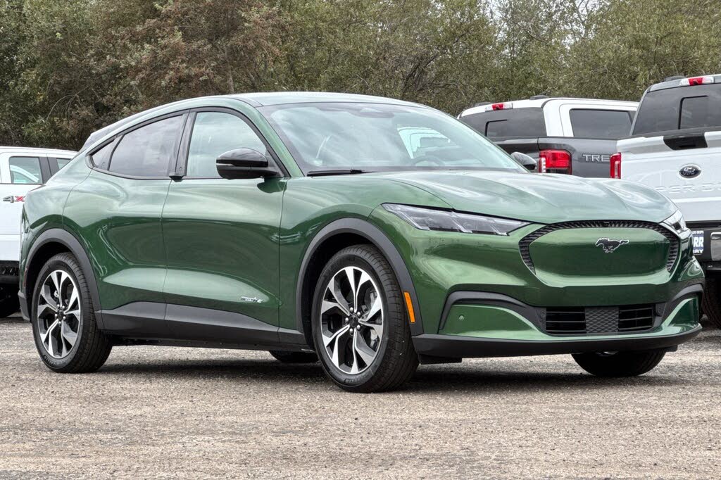 2025 Ford Mustang Mach-E Select RWD