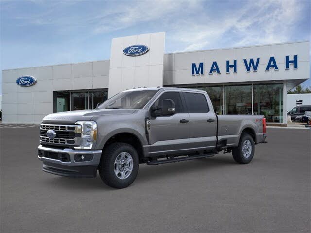 2026 Ford F-250 Super Duty XLT Crew Cab 4WD