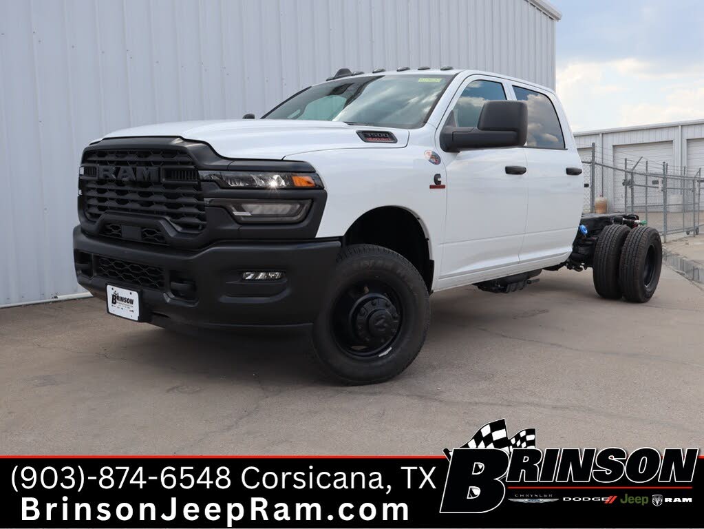 2026 RAM 3500 Chassis Tradesman Crew Cab LB DRW 4WD