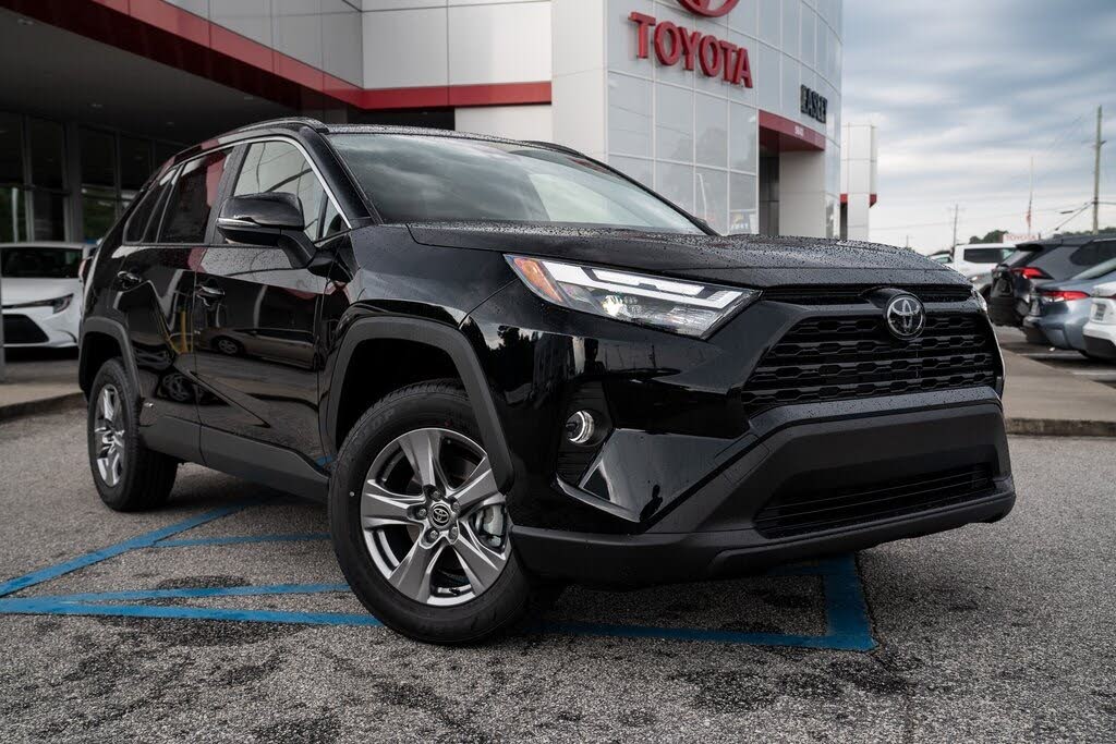 2025 Toyota RAV4 Hybrid LE AWD