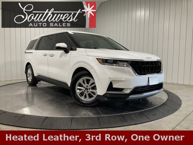 2023 Kia Carnival LX FWD