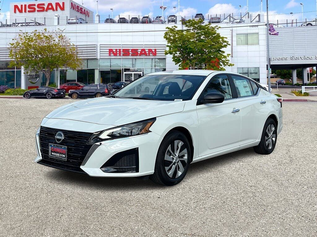 2025 Nissan Altima 2.5 S FWD