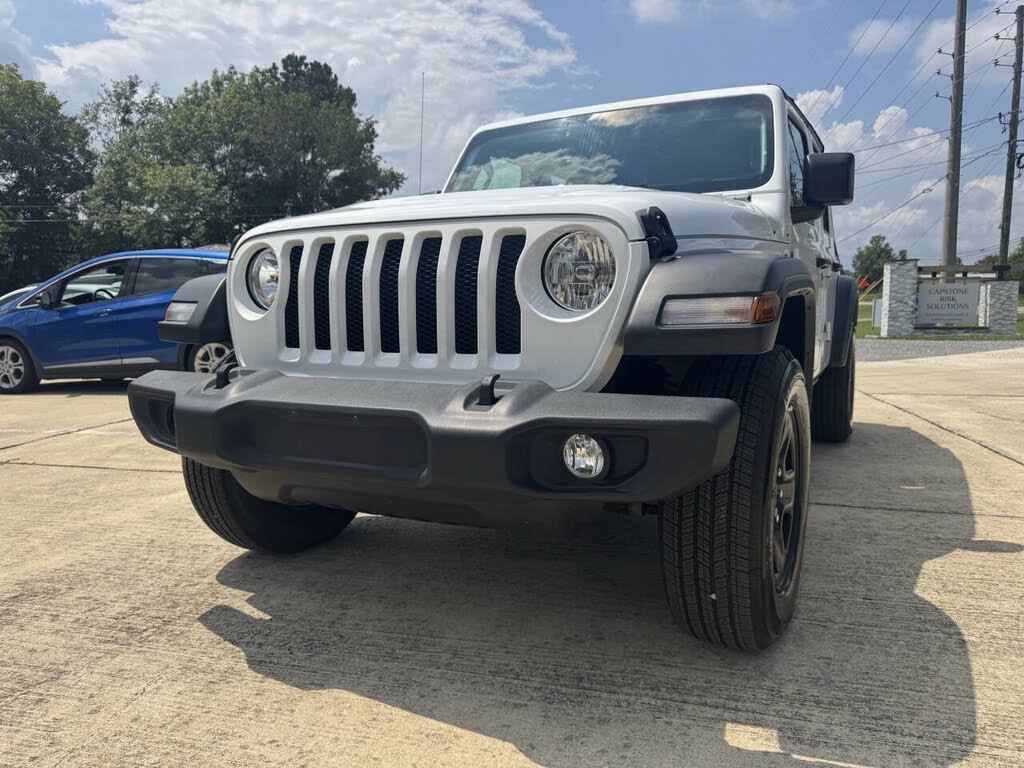 2023 Jeep Wrangler Sport 4-Door 4WD