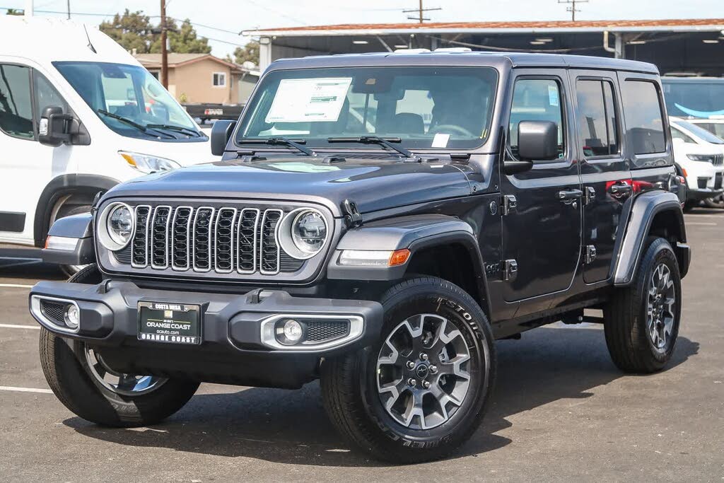 2025 Jeep Wrangler Sahara 4-Door 4WD