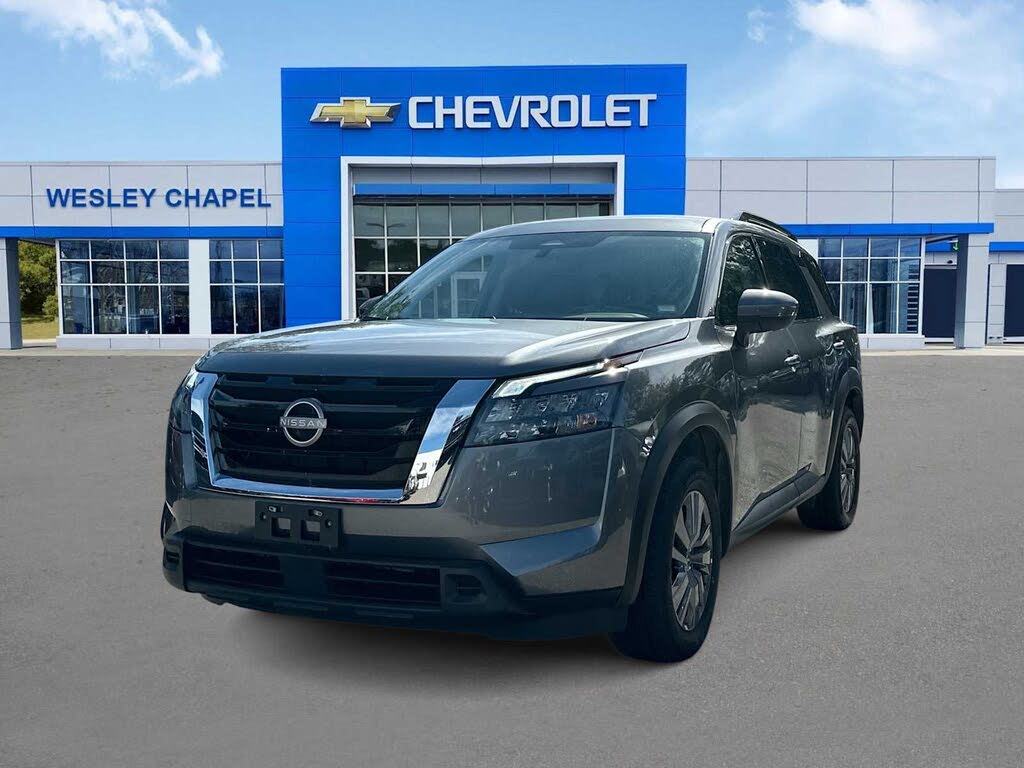 2025 Nissan Pathfinder SV FWD