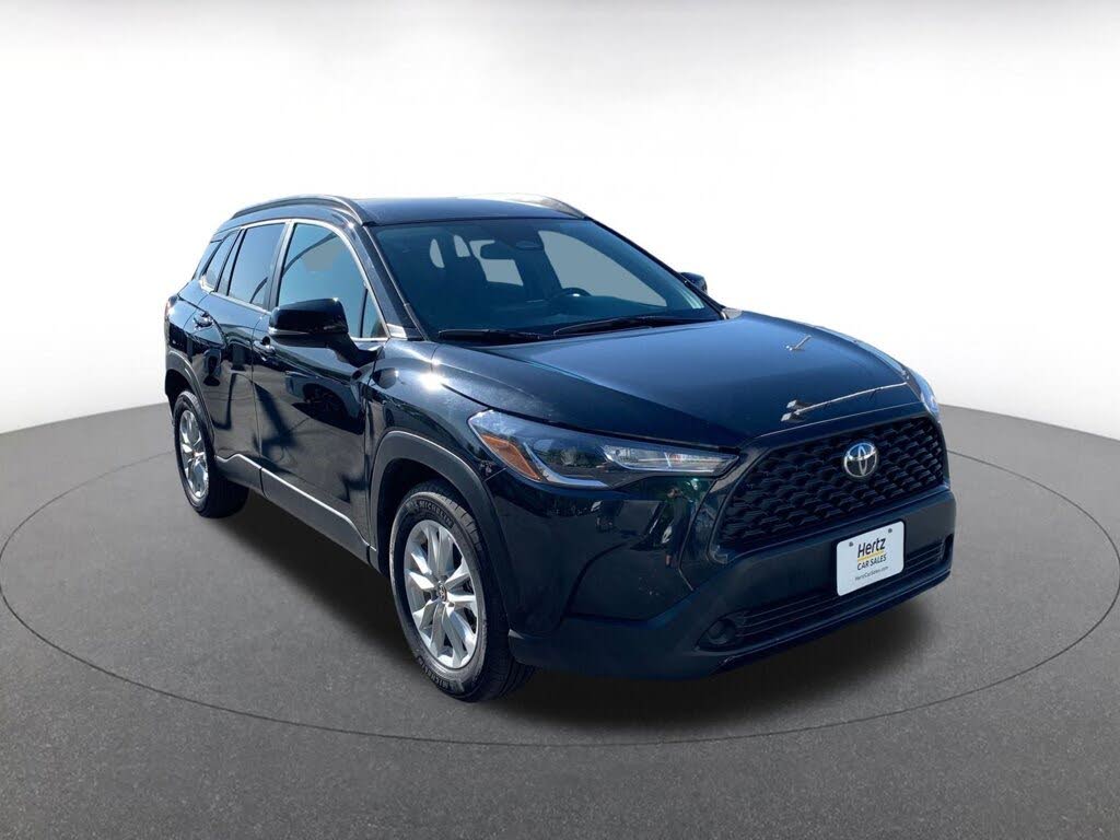 2025 Toyota Corolla Cross LE FWD