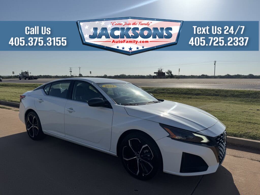 2023 Nissan Altima 2.5 SR FWD