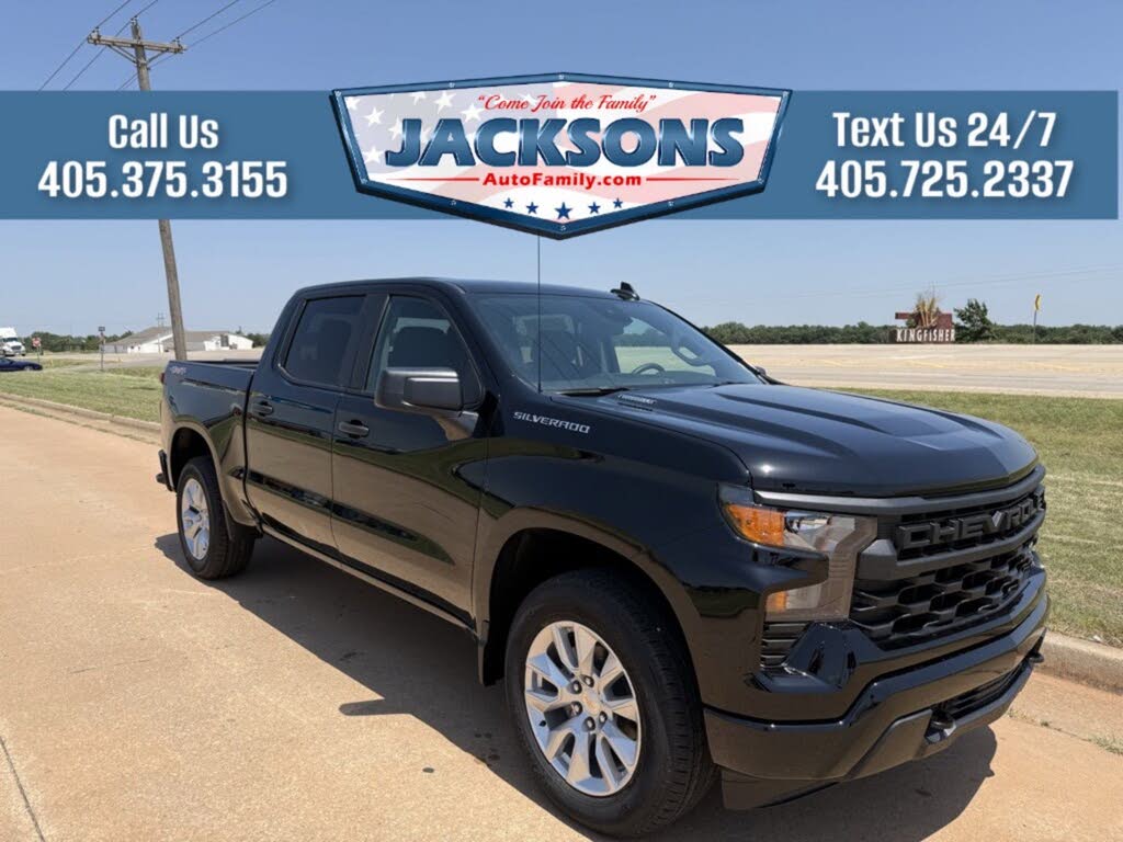 2025 Chevrolet Silverado 1500 Custom Crew Cab 4WD