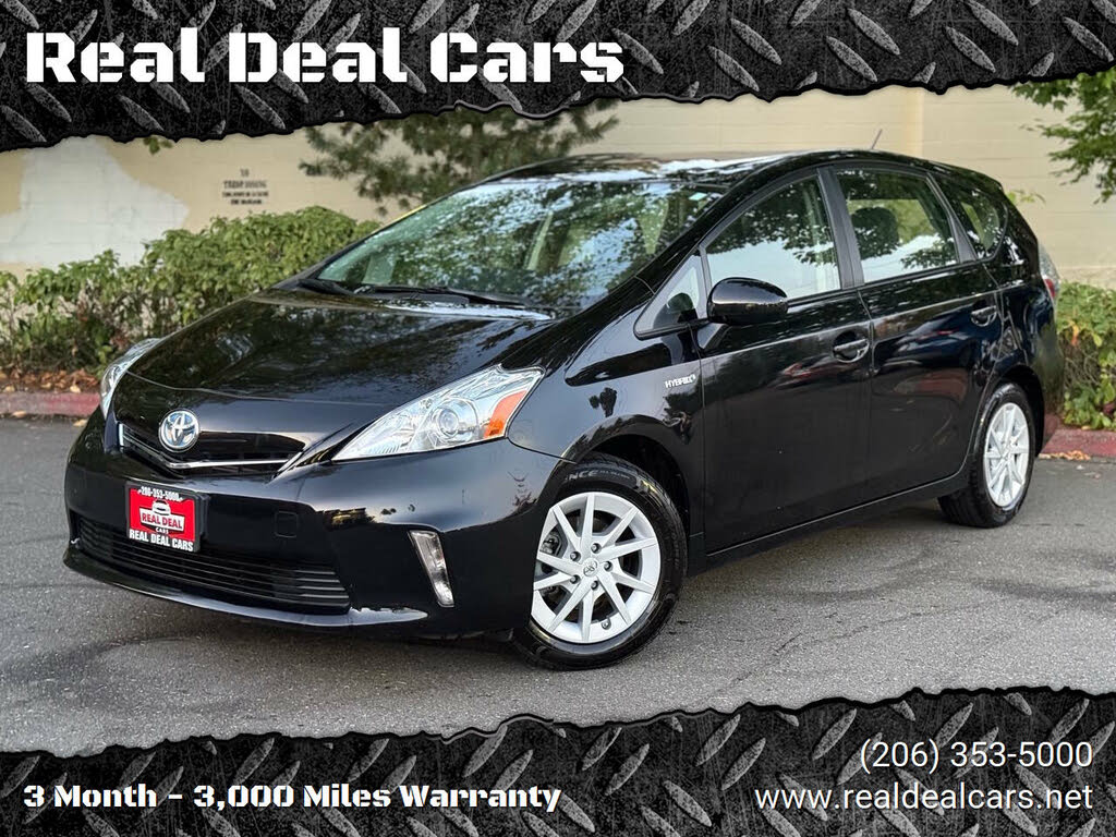2012 Toyota Prius v Two FWD
