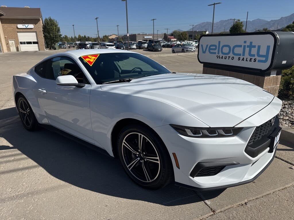 2024 Ford Mustang EcoBoost Fastback RWD