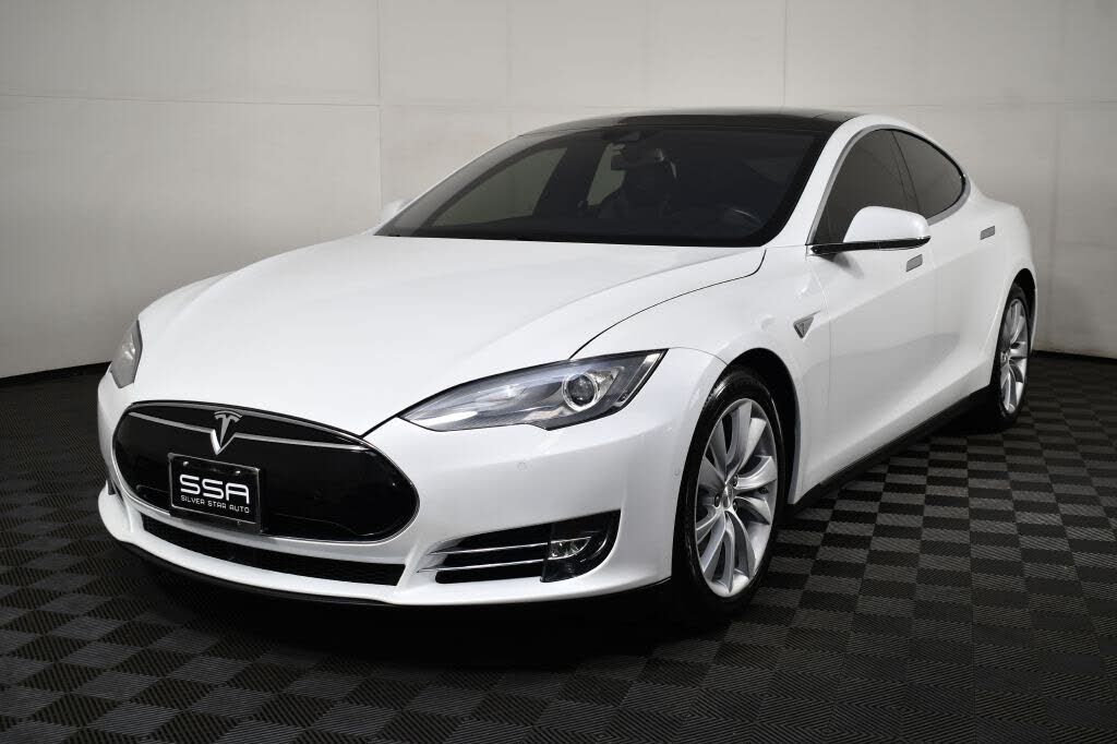 2015 Tesla Model S 85D AWD