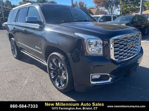 GMC Yukon Denali 4WD