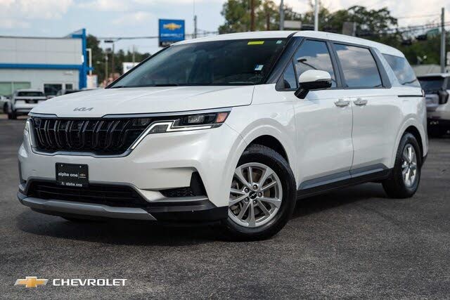 2024 Kia Carnival LX FWD