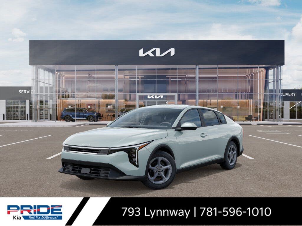 2025 Kia K4 LXS FWD
