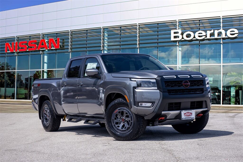 2026 Nissan Frontier PRO-4X Crew Cab LB 4WD