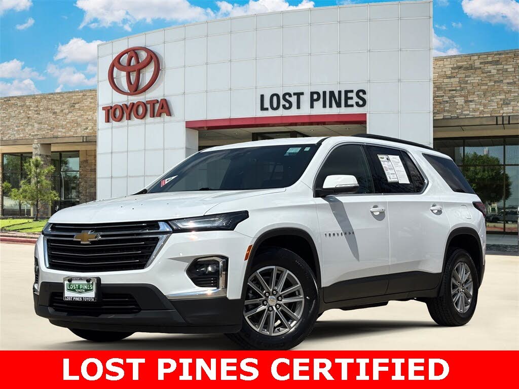 2023 Chevrolet Traverse LT Leather AWD