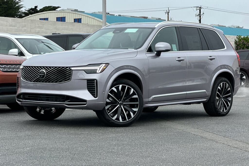 2026 Volvo XC90 B5 Plus 7-Passenger AWD