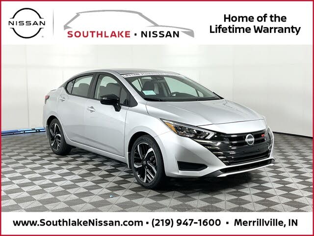 2025 Nissan Versa SR FWD