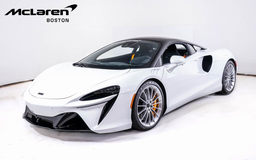 2026 McLaren Artura RWD